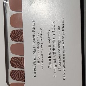 5 for $25 NIP All Wild up